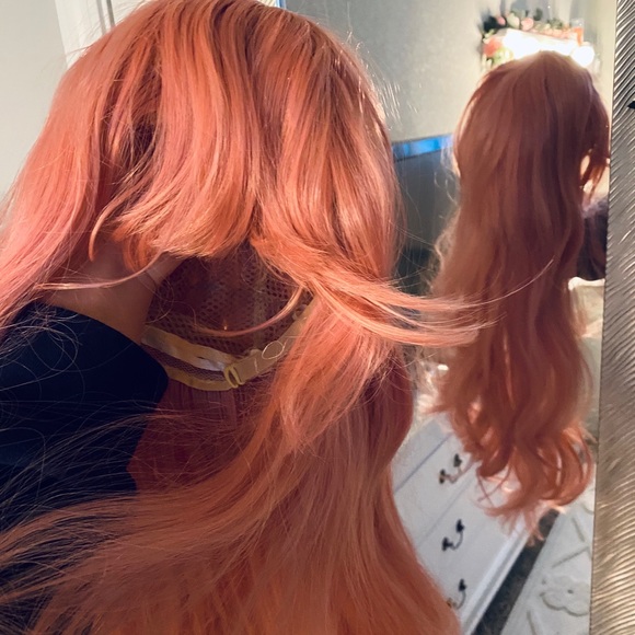 pink/peach bubblegum synthetic wig - Picture 2 of 2